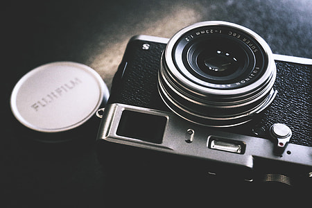 Closeup shot of Fujifilm camera thumbnail