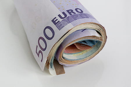 rolled 500 Euro banknote thumbnail