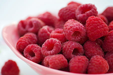bunch of strawberries in white bowl thumbnail