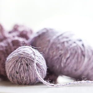 photo of purple yarn thumbnail