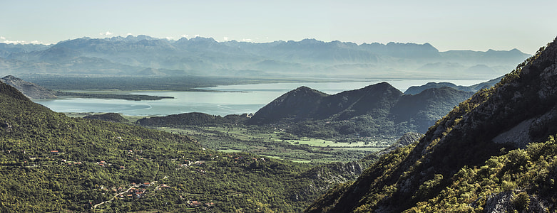 landscape photography of mountain thumbnail