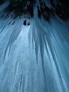 white ice drops thumbnail