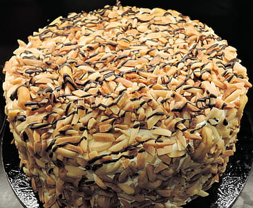 pistachio nuts cake thumbnail