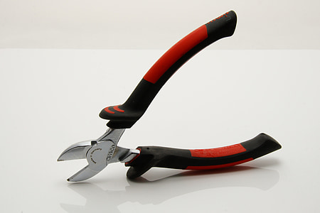 black and red diagonal plier thumbnail