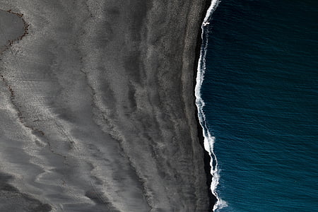 aerial photography of seashore thumbnail