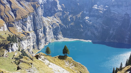 wide angle photo of body of water thumbnail