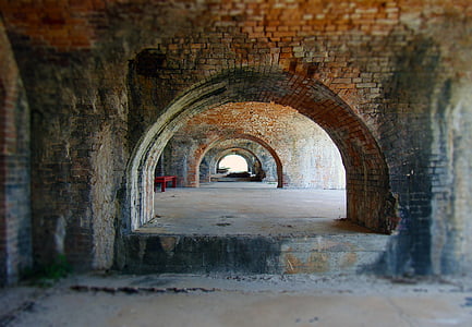 brown bricked walls thumbnail