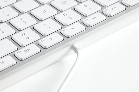 Apple Compact Keyboard thumbnail