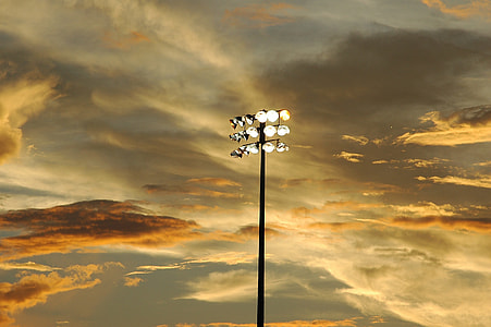 white lightpost thumbnail