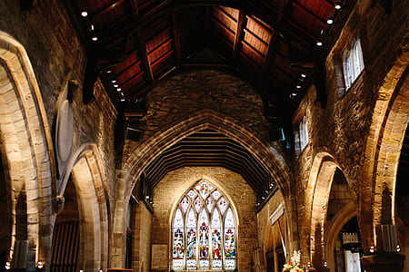 photo of cathedral interior thumbnail