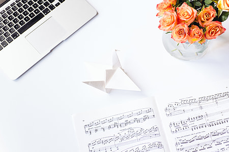 Styled photo with origami thumbnail