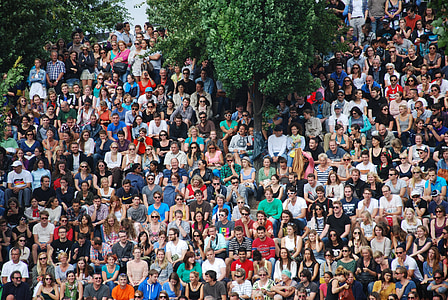 crowd of people near tree thumbnail