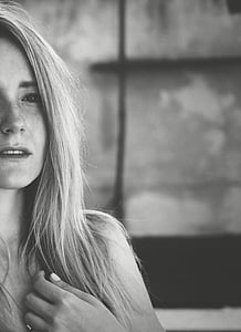 greyscale photography of woman thumbnail