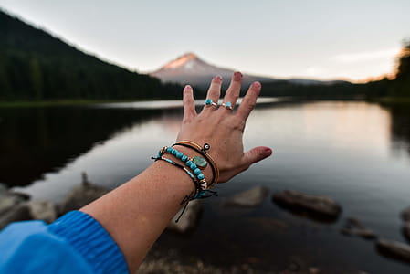 Reaching out thumbnail