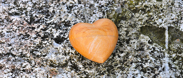 close-up photography of brown heart ornament thumbnail