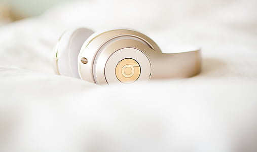 gold Beats by Dr. Dre headphones thumbnail