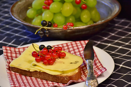 yellow cheese on bread thumbnail