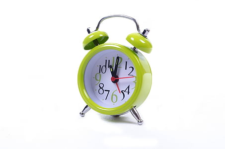 alarm clock showing 11:00 thumbnail