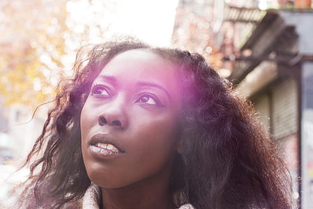woman looking at the sky thumbnail