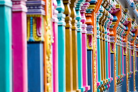 Colorful Columns thumbnail