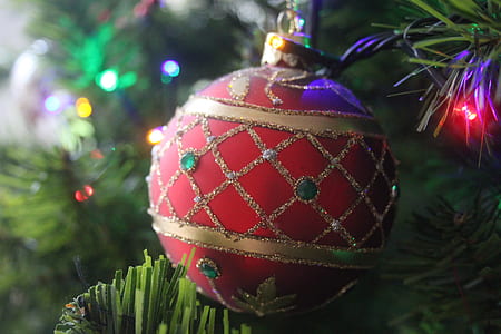 close up photography of Christmas baubles thumbnail