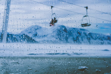 waterdroplets on glass thumbnail