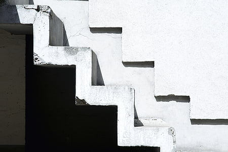 white concrete staircase thumbnail
