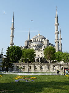 Blue Mosque during daytime thumbnail