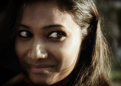 woman's face thumbnail