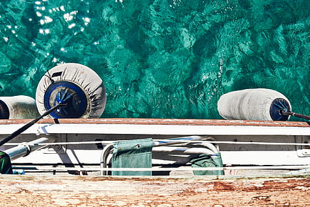 top-view photo of boat on water thumbnail