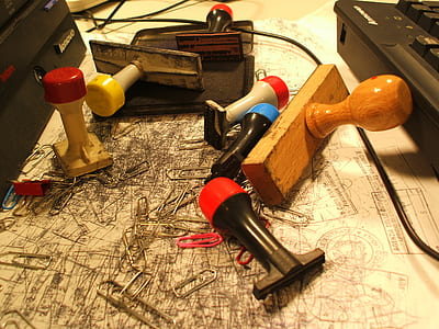brown wooden board thumbnail