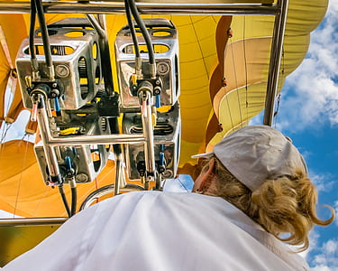 woman riding on hot air balloon thumbnail
