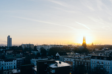 Hamburg in winter thumbnail