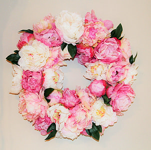 close-up photo of pink and white peonies wreath thumbnail
