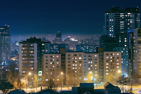 city scape at night thumbnail