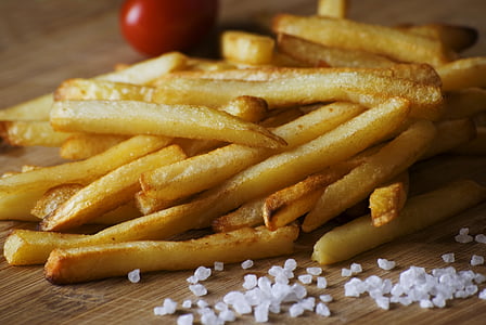 shallow focus photography of potato fries thumbnail