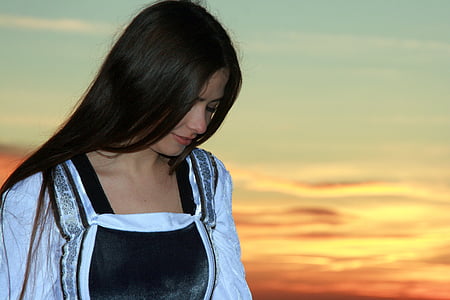 woman wearing black, white, and gray square-neck top thumbnail