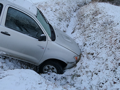 silver car thumbnail
