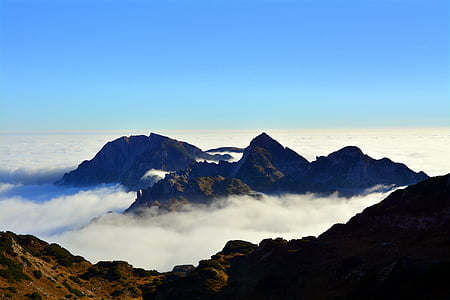 mountain and clouds thumbnail