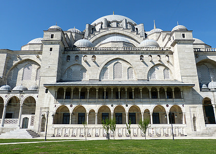 white palace thumbnail