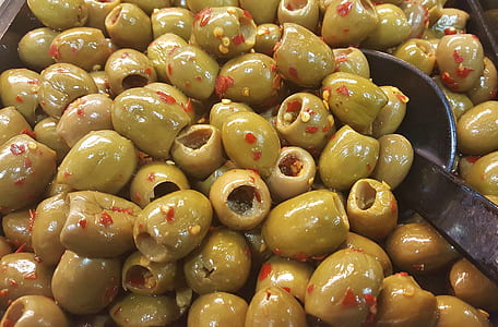 bunch of olives thumbnail