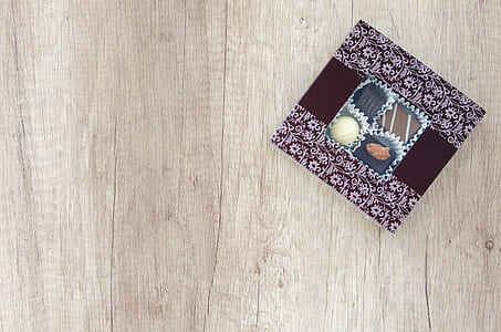 food, wood, love, heart thumbnail