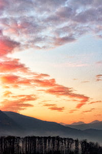 sky during sunset thumbnail