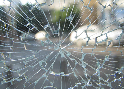 cracked glass thumbnail