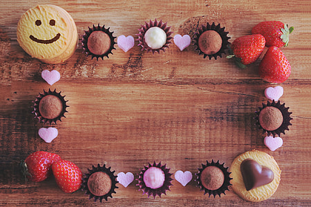 decorative cupcakes on table thumbnail
