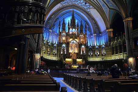 people inside cathedral thumbnail