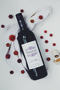 Thalia bottle thumbnail