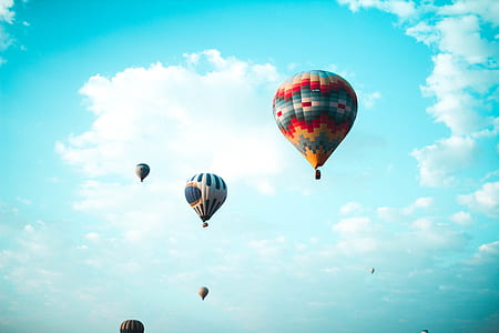 flying hot-air balloons thumbnail