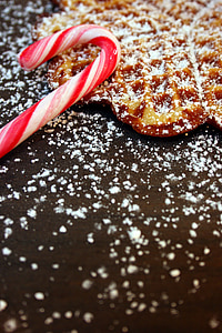 red and white candy cane thumbnail