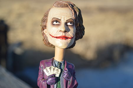 close-up photography of The Joker figurine thumbnail